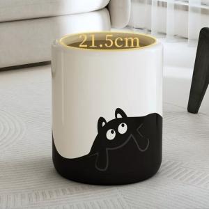 trash can